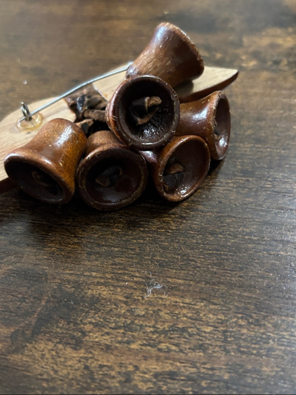 Unique Vintage Carved Wooden Bell Cluster Brooch - Picture 3 of 5